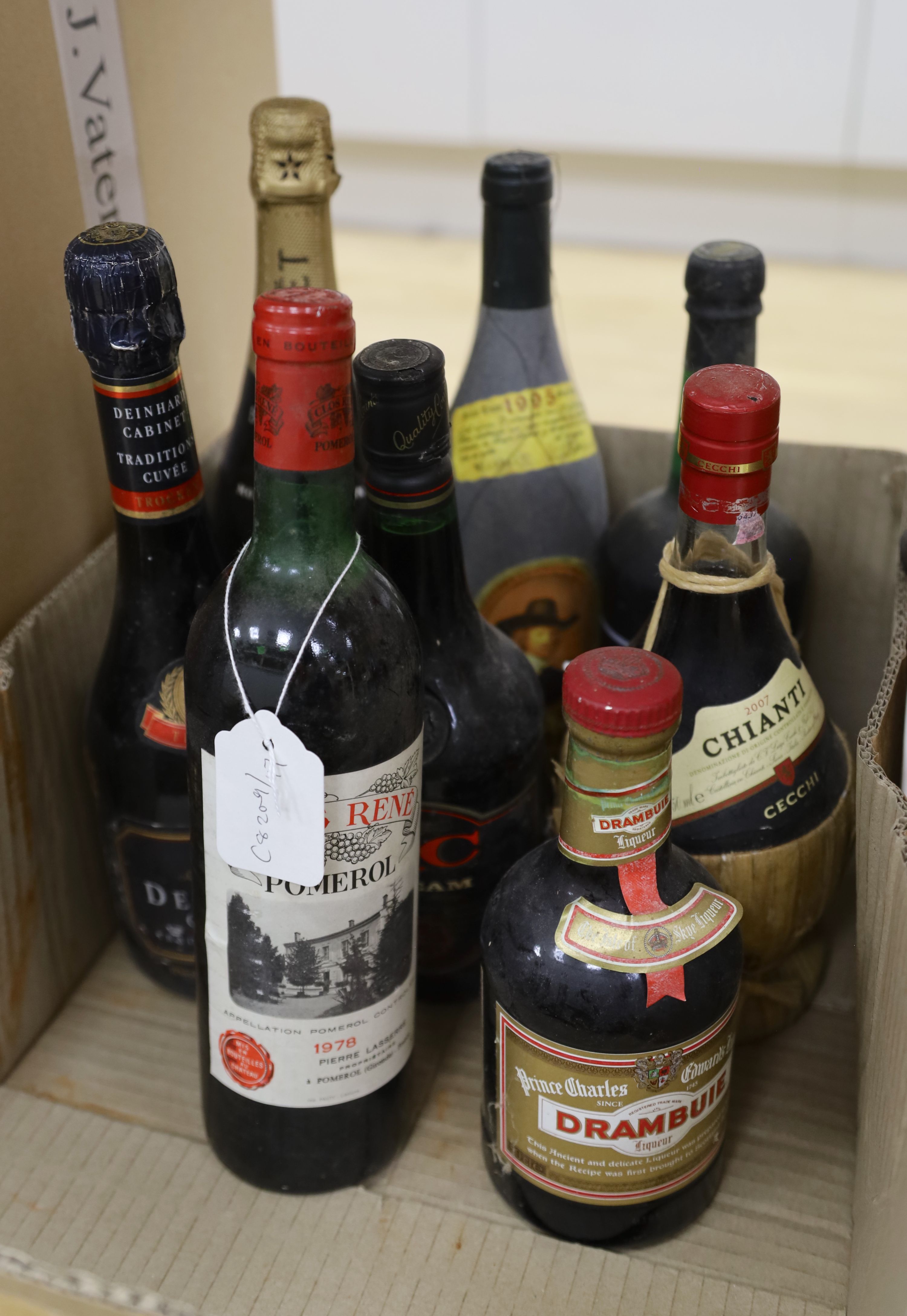 A quantity of mixed bottles including 1978 Pomerol, a bottle of Moet & Chandon, etc.